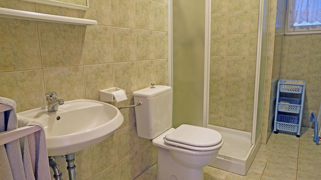Apartments Sandra Sukosan Room photo